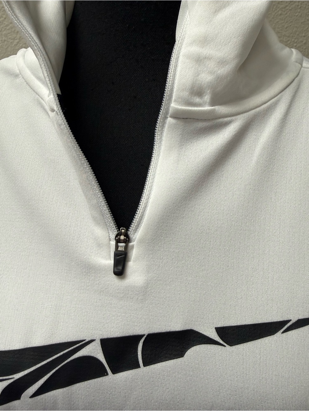 Nike Dri-FIT White Quarter Zip Running Pullover Active Top XL Athletic - Picture 3 of 9